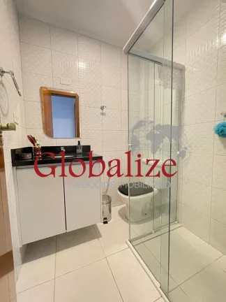 Imagem Lindo Sobrado com 150m², 3 dormitórios (3 suítes) à venda na Vila Mathias por R$850.000,00.