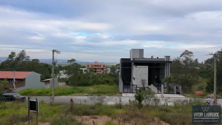Imagem Terreno à venda no Loteamento São Martinho  Tubarão/SC