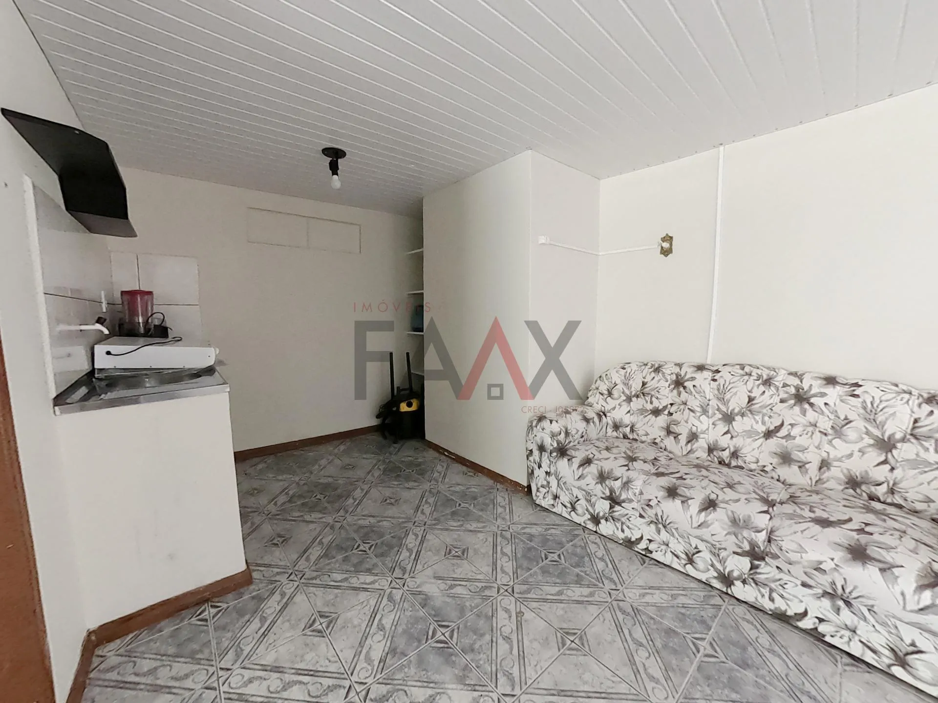 Imagem CASA À VENDA NO CENTRO, GUARAPUAVA - PR