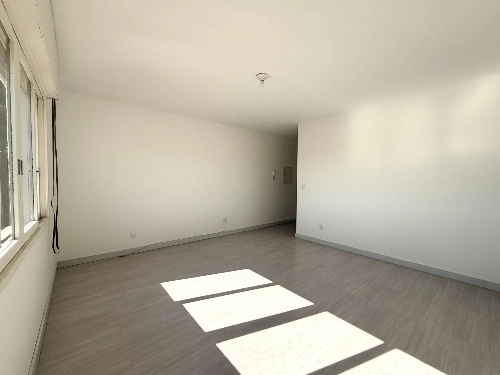 Imagem APTO TÉRREO COM 02 DORM. SENDO UMA SUÍTE. 02 VAGAS ÁREA PRIV. 80,54 M2 JUNTO AO SHOPPING IGUATEMI / parque Germania VIVA OPEN MALL