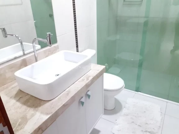 Imagem Apartamento 2 dormitórios próximo ao mar