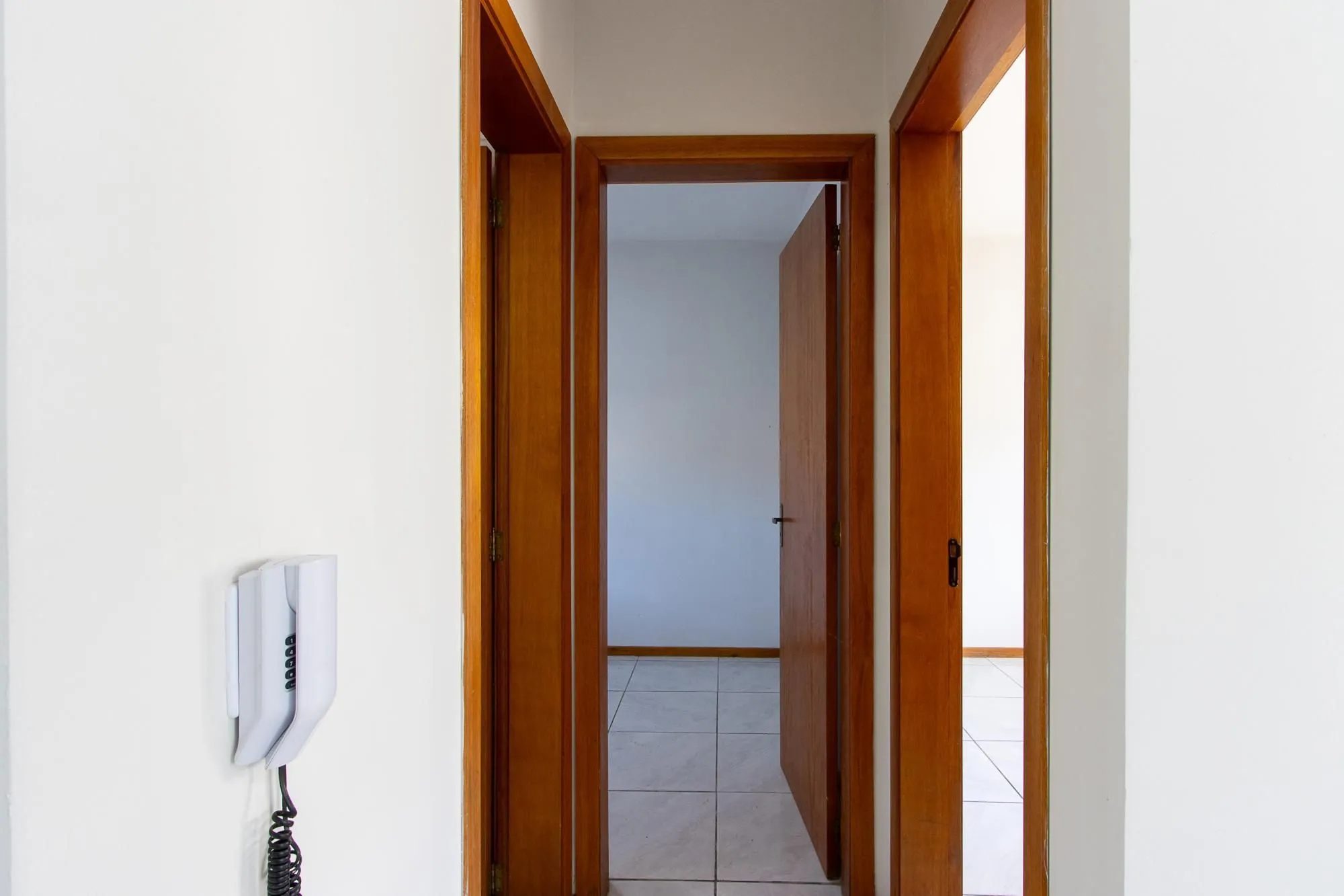 Imagem Casa residencial em condominio fechado para locação no bairro Hípica