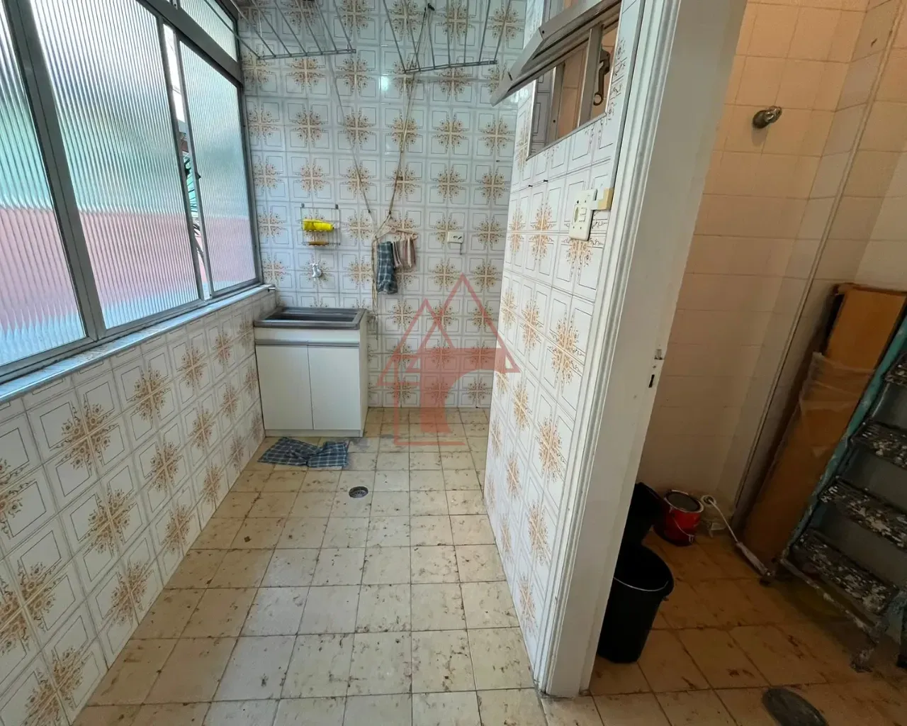 Imagem Casa com 3 Quartos à Venda, 127 metros em Encruzilhada - Santos