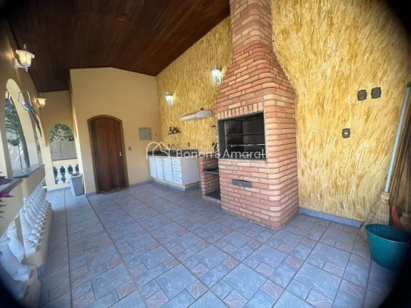 Imagem Casa à venda em Campinas, ideal para quem procura um imóvel amplo, com forte vocação tanto resid...