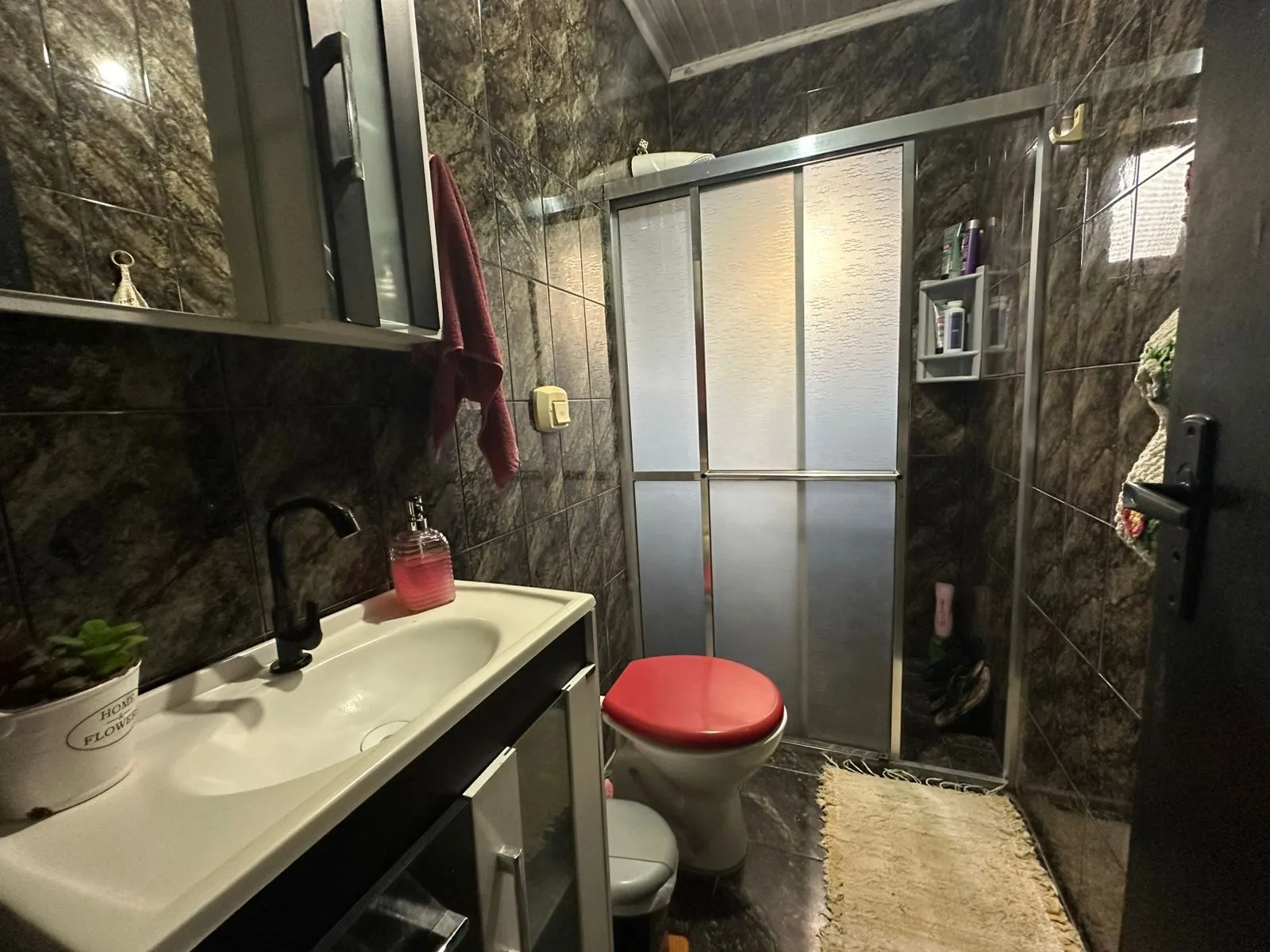 Imagem Casa à venda em Torres, com 4 quartos, 170m2