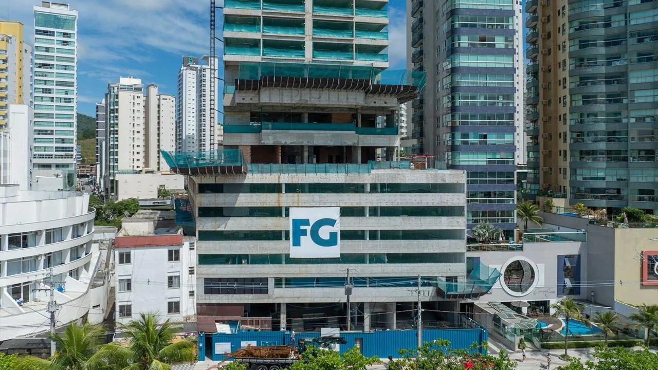 Imagem Apartamento com vista para o mar à venda com 228m2 por R$ 15.000.000,00