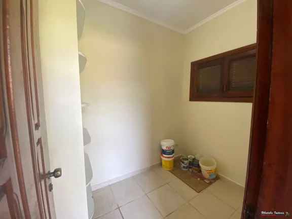 Imagem Casa Condomínio fechado com piscina - Bairro Horto