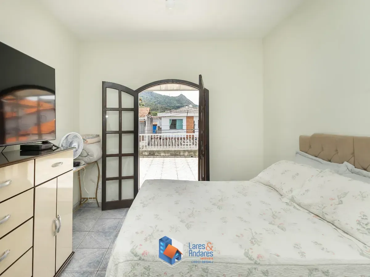 Imagem Sobrado para venda em Conjunto Residencial Vista Verde com 3 quartos, sendo 1 suíte, 170m²