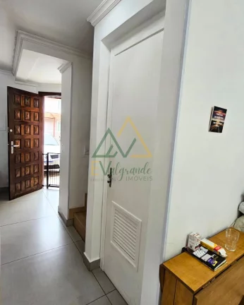 Imagem Sobrado à venda no bairro Bairro Alto - Curitiba/PR