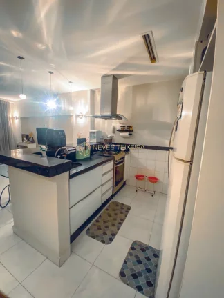 Imagem Apartamento Reformado!!! Com Projeto De Iluminação e Escritório!!! Garagem Coberta!!!