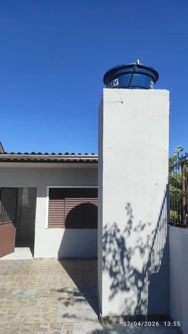 Imagem Casa com piscina e salão de festas a venda Canoas / 3 Dormitórios