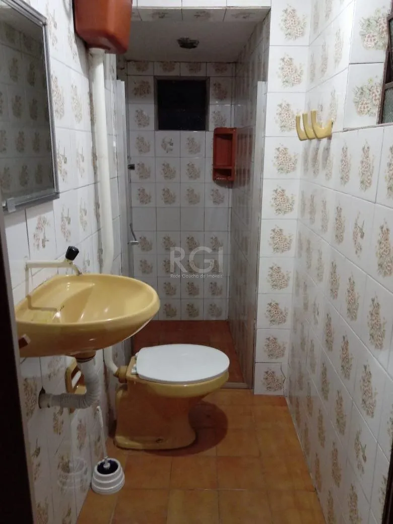 Imagem Casa para Venda - 136m², 4 dormitórios, 1 vaga - Agronomia