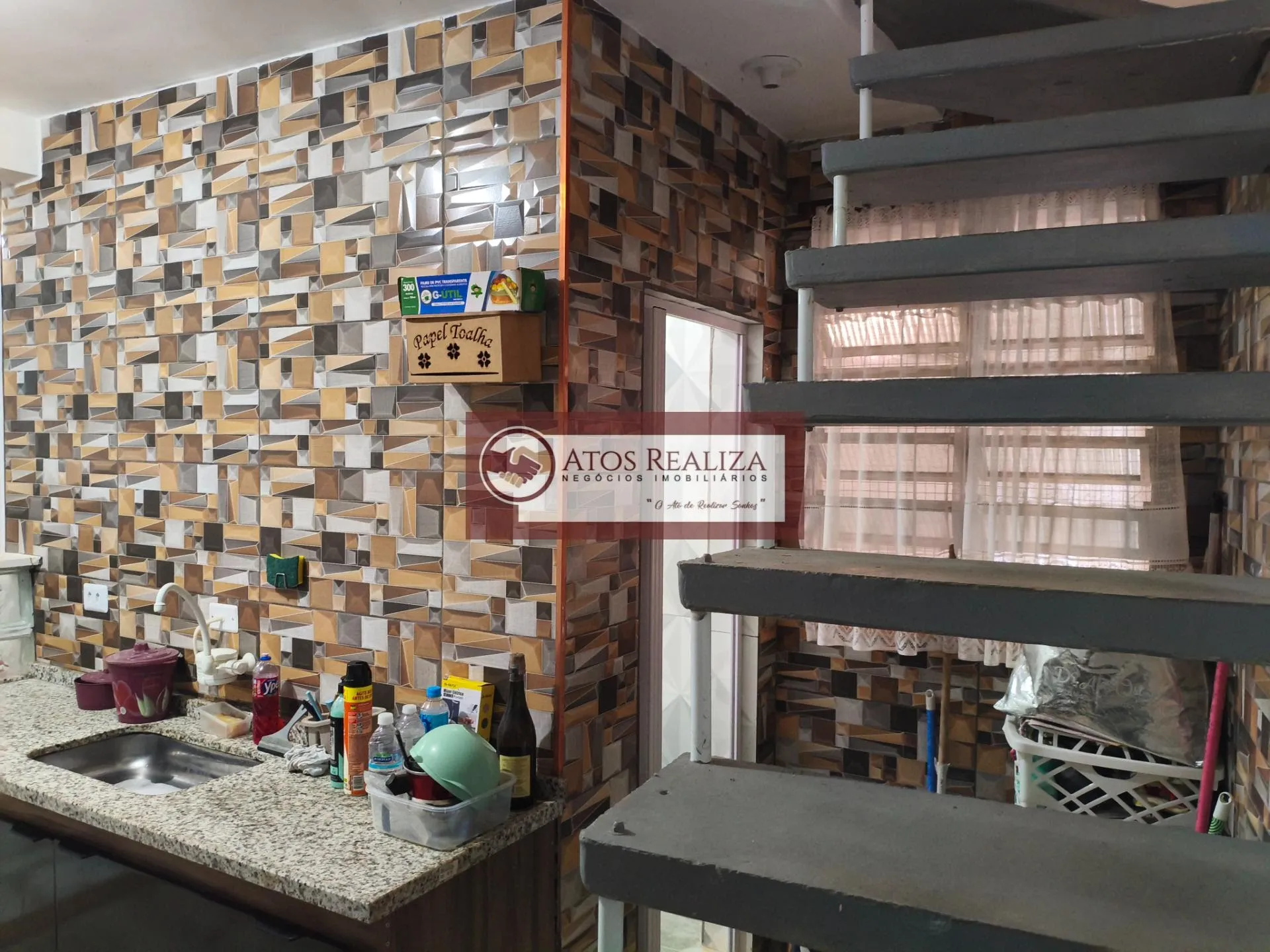 Imagem Prédio com Várias Casas à Venda no Parque Cocaia, SP