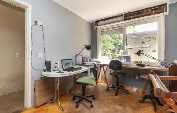 Imagem Casa para Venda - 115m², 3 dormitórios, 1 vaga - Petrópolis