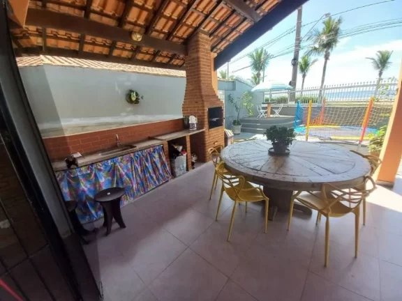 Imagem Casa frente Mar em Solemar - Praia Grande Com 4 dormitórios
