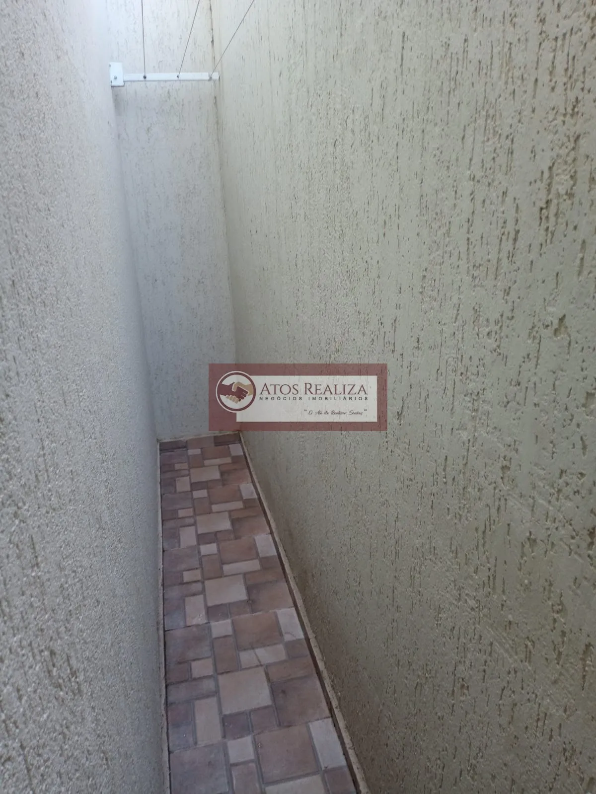 Imagem Sobrado compacto para locação na Vila Campestre, Jaguaquara - 44m², 2 dormitórios e 1 banheiro por R$1.300