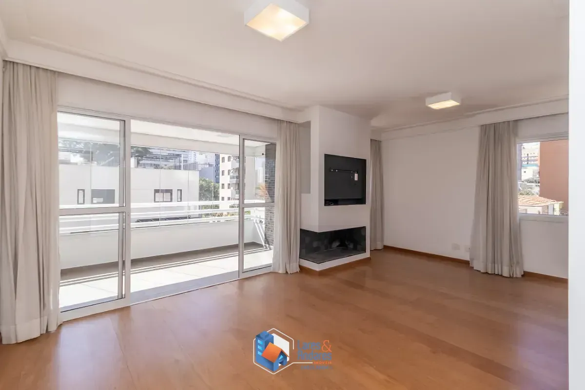 Foto do imóvel Apartamento para venda em Vila Olímpia com 3 quartos, sendo 3 suítes, 137m² em Rua Gomes de Carvalho