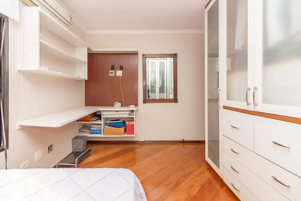 Imagem Apartamento à venda em São Paulo, Aclimação, com 4 quartos, 198m2