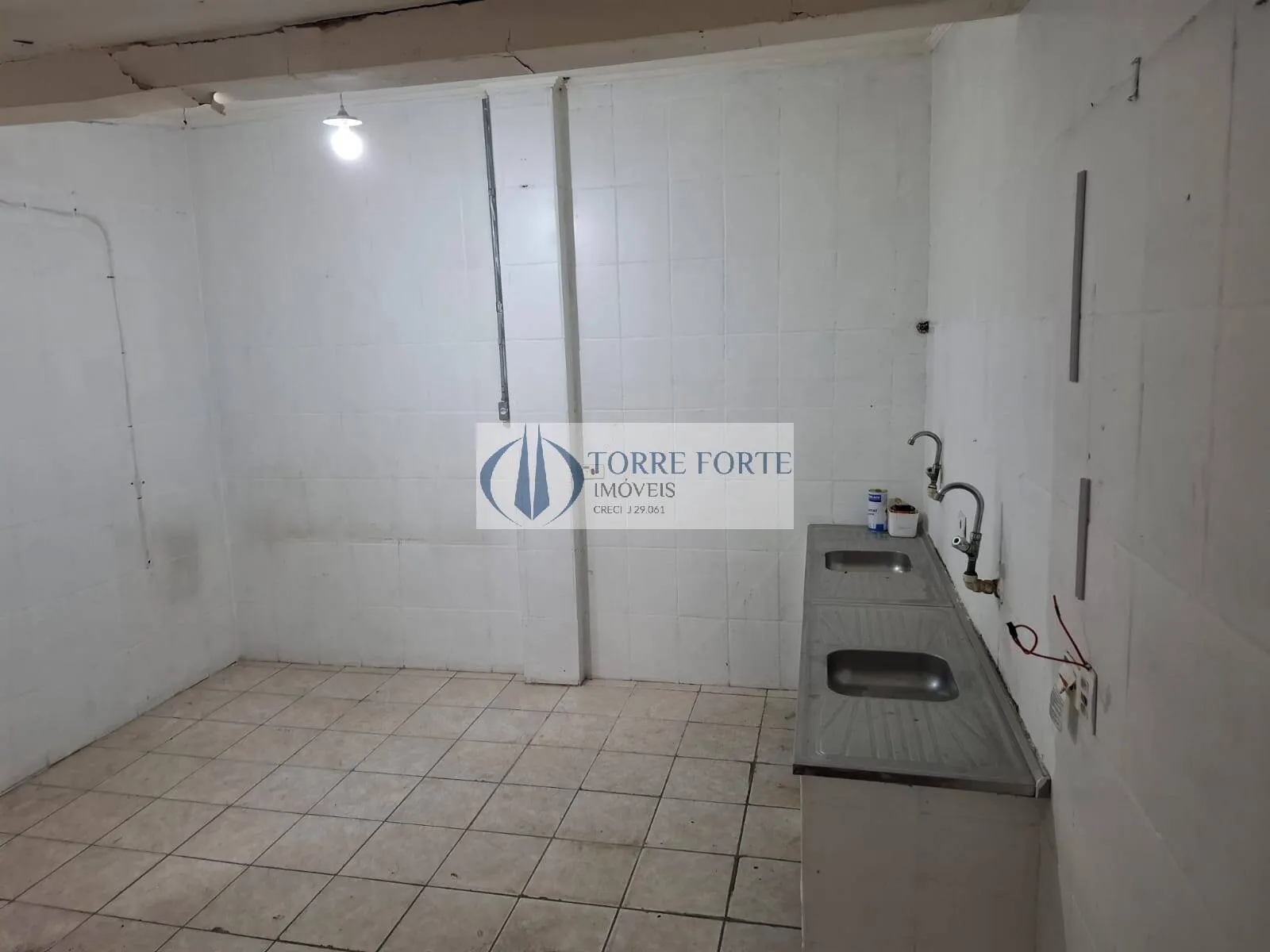 Imagem Casa Comercial com 85m² em excelente localização na Vila Gomes Cardim