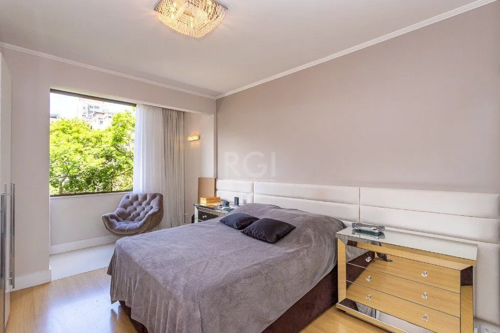 Imagem Apartamento no Centro - 2 dormitórios - reformado e mobiliado