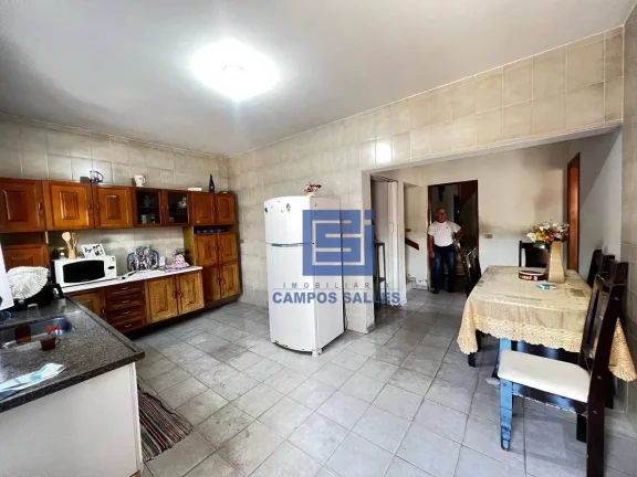 Imagem Casa com 3 dormitórios à venda, 177 m² por R$ 520.000 - Centro - Socorro/SP