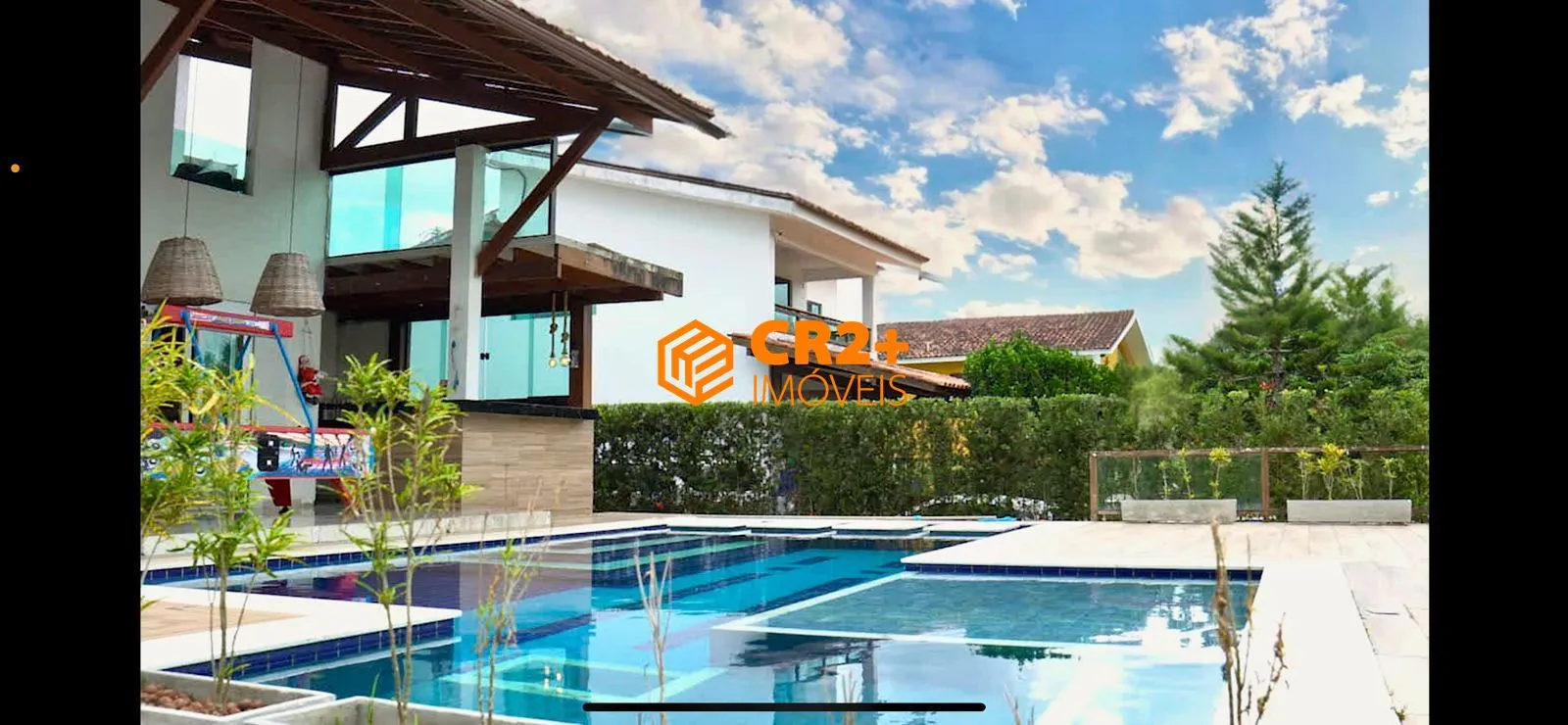Imagem Vendo Casa de Alto Padrão com Estrutura Completa e Lazer Privativo 390m2. Portei