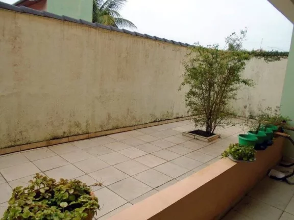 Imagem SOBRADO LADO LINHA COM PISCINA