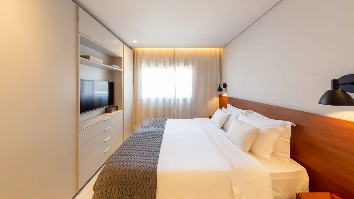Imagem Apartamento com 2 Quartos para alugar, 64m² - Vila Olímpia