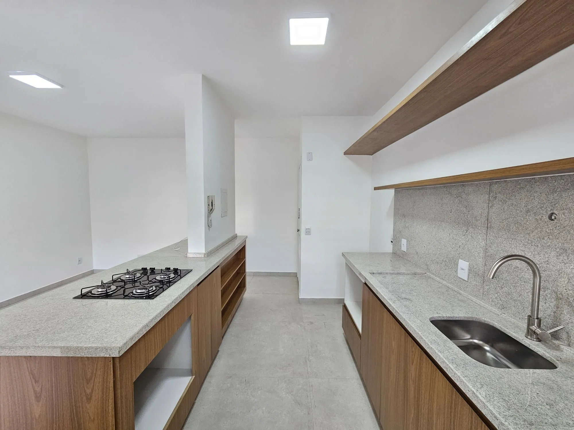 Imagem Apartamento 2 dormitórios, sacada com churrasqueira no Cristo Redentor