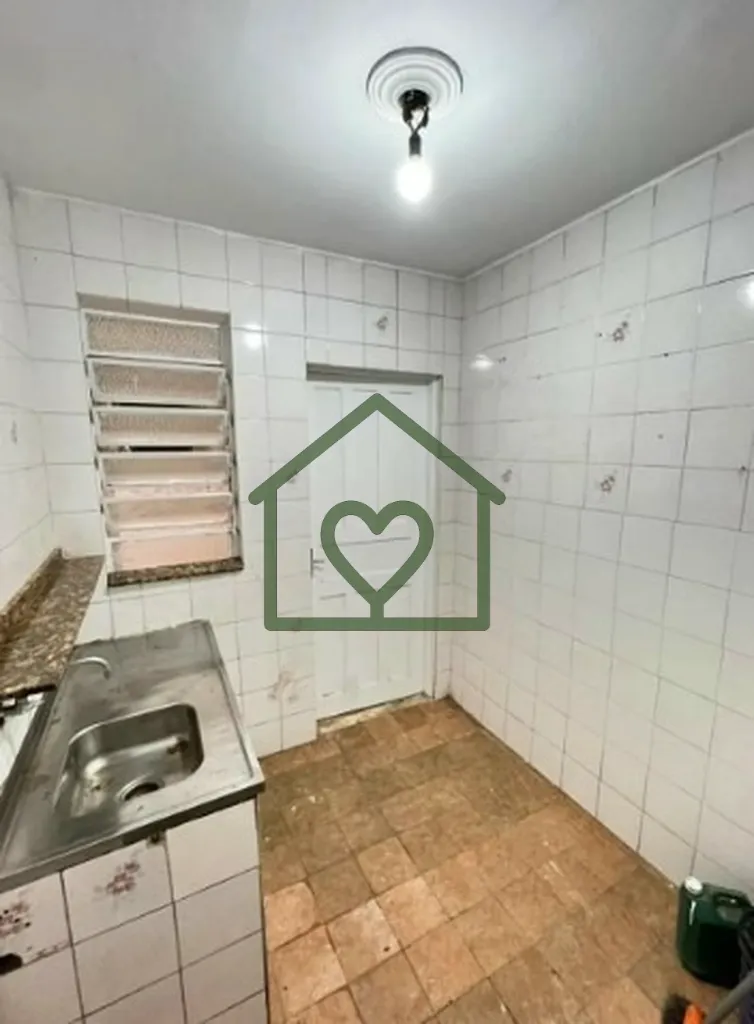 Imagem Excelente apartamento disponível para venda na Vila Ipiranga, Porto Alegre. Com uma área privativa...