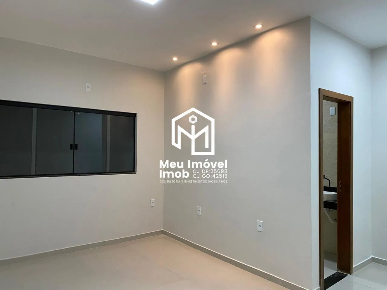 Imagem Casa 03 Quartos 1 Suíte 3 Vagas 120m² Luziânia/GO