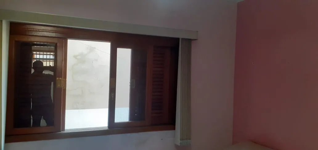 Imagem Casa à venda 3 Quartos, 1 Suite, 2 Vagas, 250M², Vila Rica, Pindamonhangaba - SP