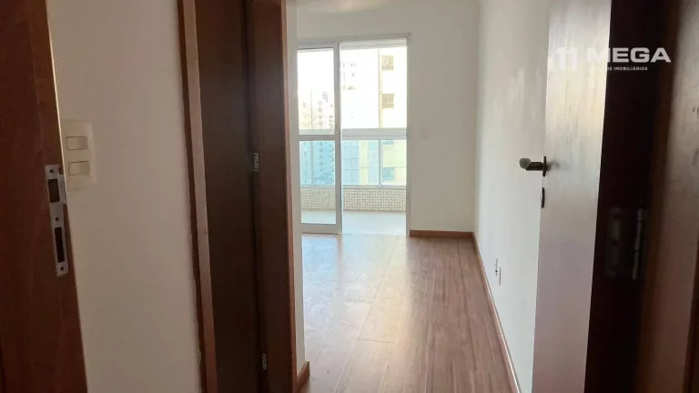 Imagem Apartamento com 2 dormitórios à venda, 80 m² por R$ 1.100.000,00 - Itapuã - Vila Velha/ES