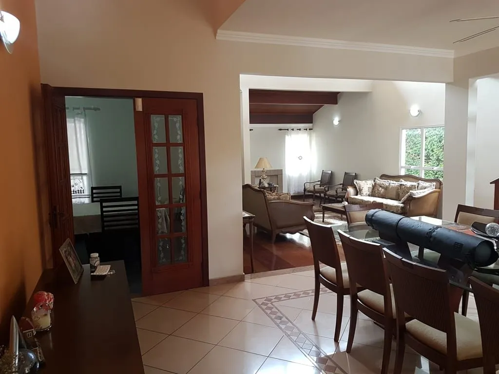 Imagem Casa à venda 3 Quartos, 3 Suites, 4 Vagas, 650M², Socorro, Pindamonhangaba - SP | COLONIAL VILLAGE