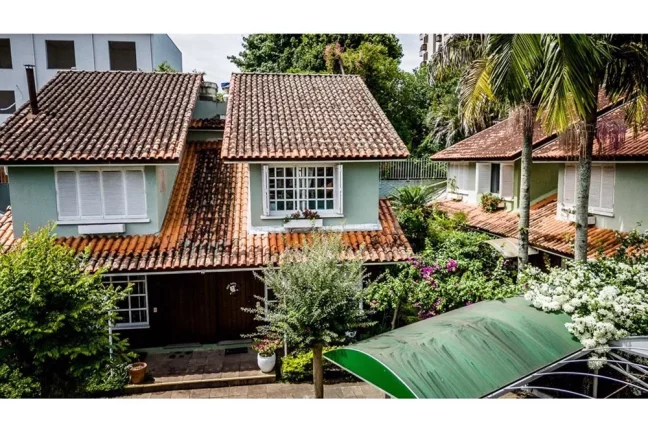Imagem Casa em Condomínio para venda no bairro Tristeza em Porto Alegre
