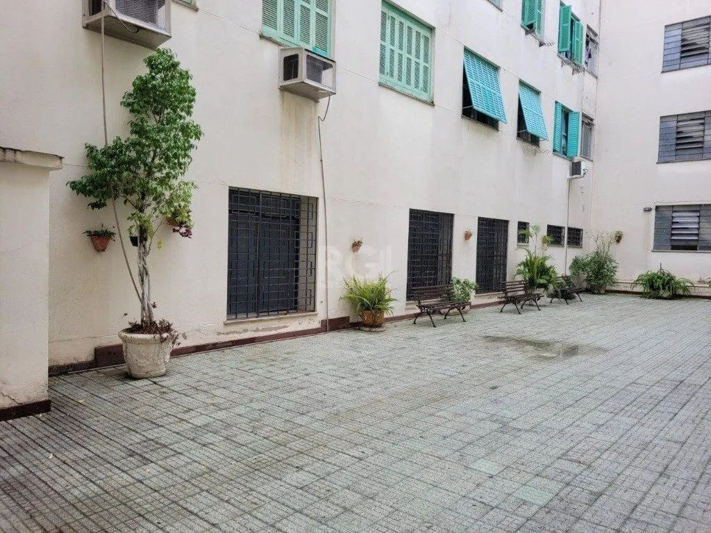 Imagem Apartamento para Venda - 79m², 3 dormitórios, São João