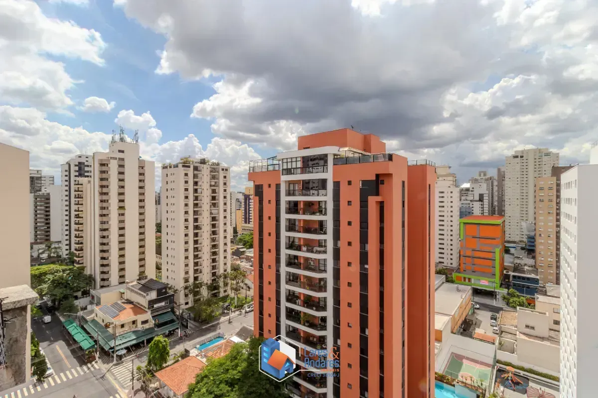Imagem Apartamento para venda em Indianópolis com 4 quartos, sendo 2 suítes, 180m²