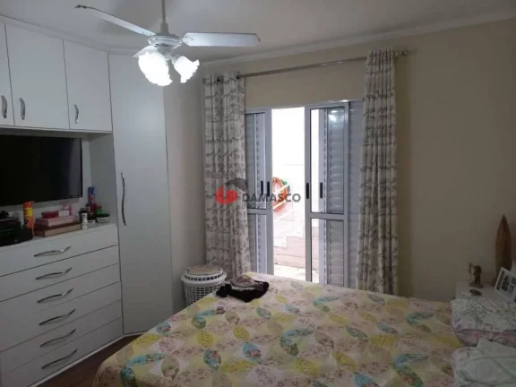 Imagem Casa à venda 3 Quartos, 1 Suite, 3 Vagas, 214M², Parque Novo Oratório, Santo André - SP