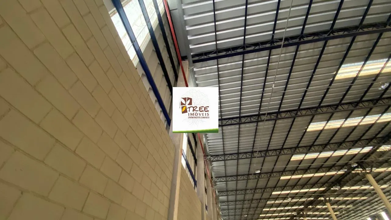 Imagem LOCAÇÃO DE GALPÃO COMERCIAL NO TABOÃO, EM MOGI DAS CRUZES/SP, 7.530m² com pateo de 2.000m², área fabril de 4.500m², 03 docas e ZUP 1. CONSULTE-NOS.