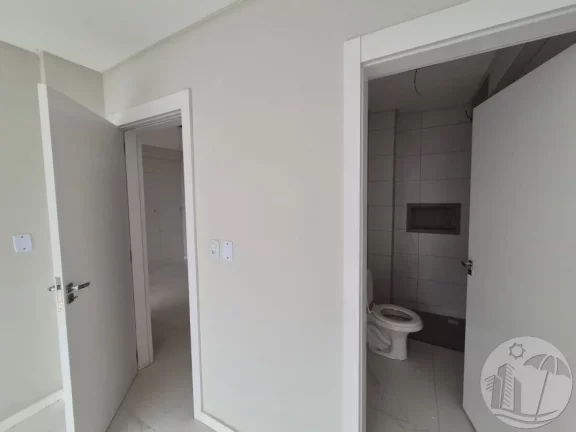 Imagem BAIXOU de 770 por 670 mil no B. Dom Bosco ITAJAÍ