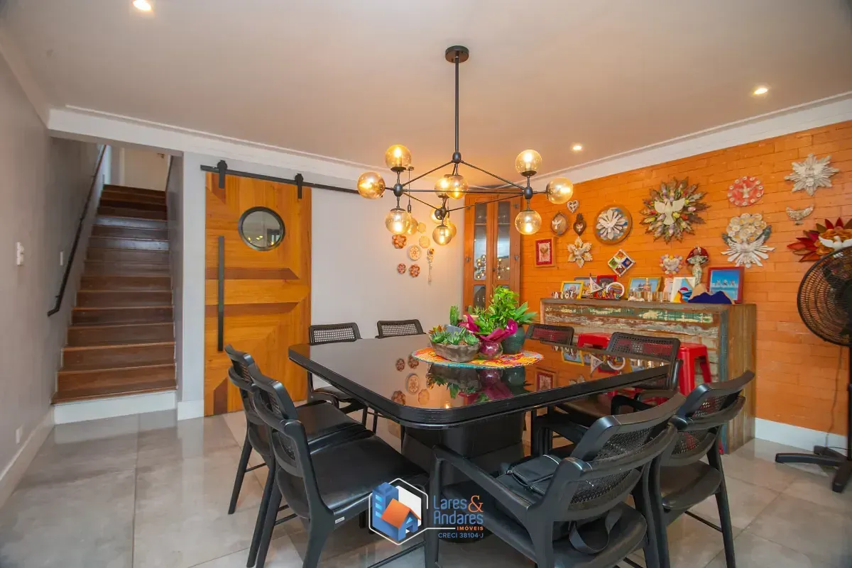 Imagem Casa para venda em Jardim da Glória com 4 quartos, sendo 4 suítes, 250m²