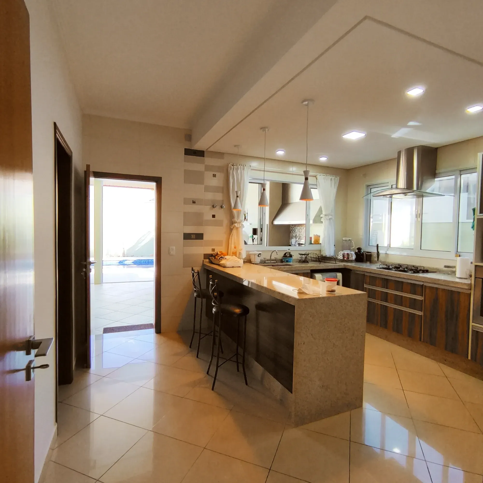 Imagem Casa de Condomínio com 4 Quartos à Venda, 374 m² em Medeiros - Jundiaí