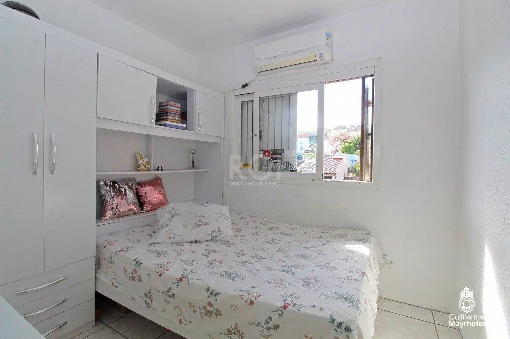 Imagem Casa Condominio para Venda - 139.02m², 3 dormitórios, sendo 1 suites, 1 vaga - Cavalhada
