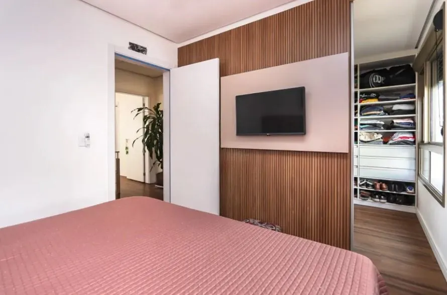 Imagem Casa em condomínio com 3 suítes à venda - Jardim Planalto, Porto Alegre