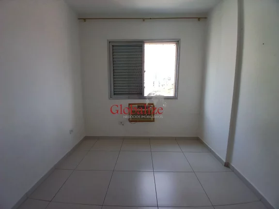 Imagem Apartamento 02 dormitórios dependência de empregada vaga de garagem elevador no Campo Grande - Santos R$ 585.000,00