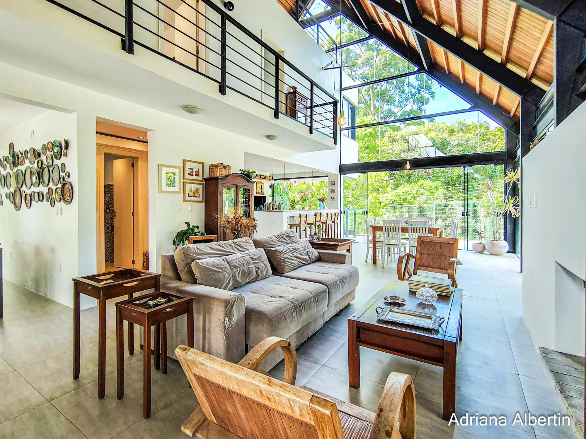Imagem Casa com 395m² e vista para o Guaiba