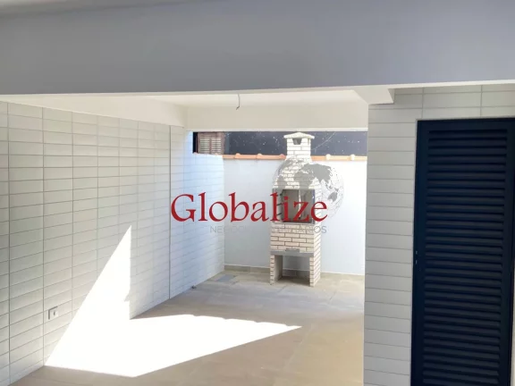 Imagem Sobrado triplex à venda com 94m², 2 suítes, piscina e vaga por R$588.905,00 em Santos