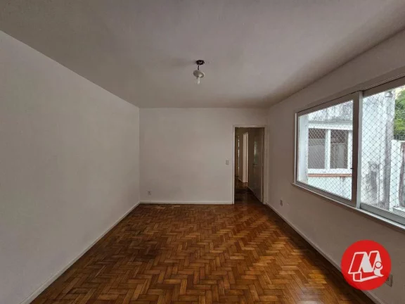 Foto do imóvel Apartamento 3 dormitórios (1 suíte). Dependência com wc auxiliar e sacada.