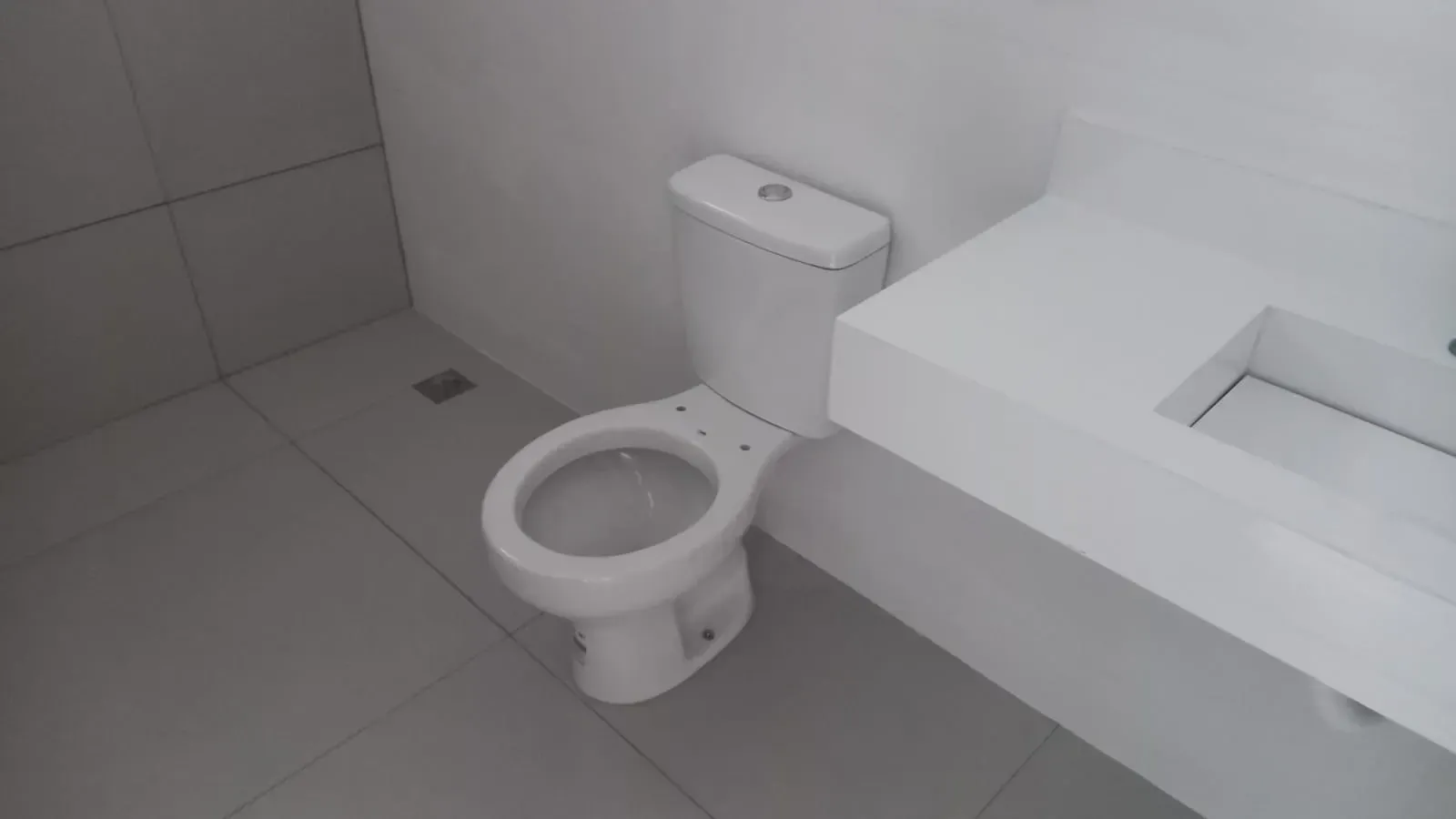 Foto do imóvel: Casa com 3 Quartos à Venda, 110, 9 m² em Jardim Iara - Betim em Rua Jose Honório da Silva., nº 40. Jardim Iara/ Angola, Betim - MG