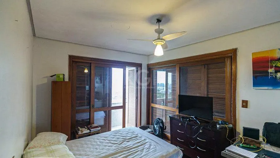 Imagem Cobertura para Venda - 207m², 3 dormitórios, sendo 1 suites, 2 vagas - Santa Tereza